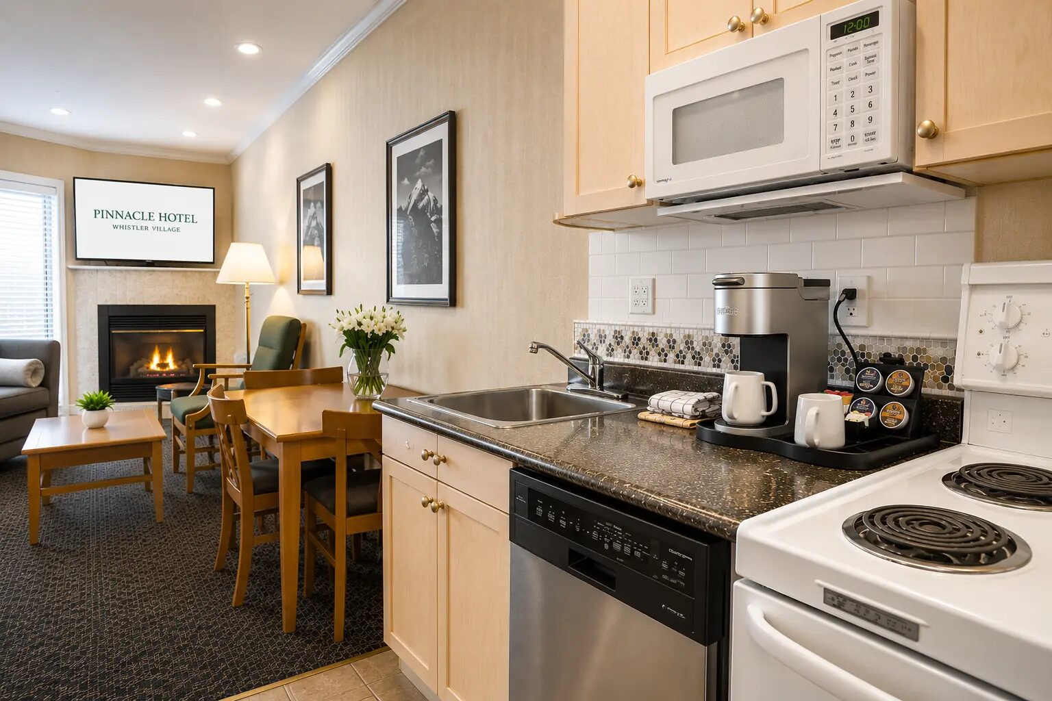 Deluxe Studio suite at Pinnacle Hotel Whistler Village, Whistler Village, photo 2